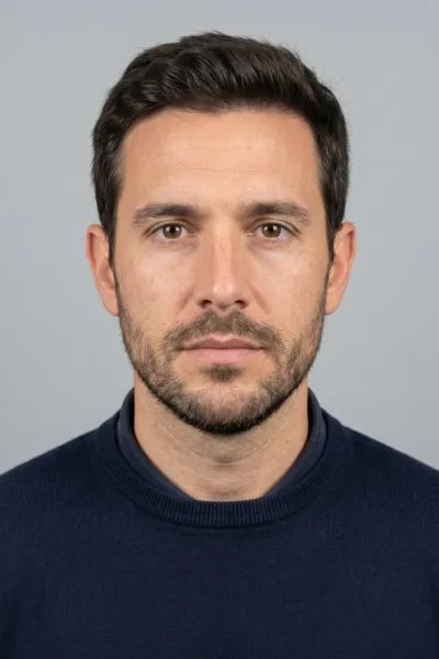 Guillermo García Flores, Ingeniero Industrial Superior colegiado nº 21.108